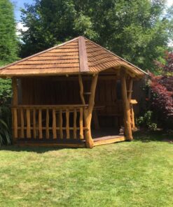 Rustic company Belmont 303 Summer House front side